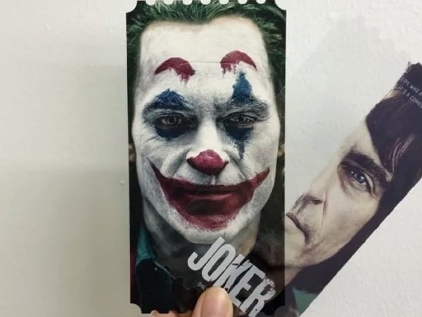好羨慕！韓國戲院推出《冰雪奇緣 2》、《小丑》絕美電影票卡，網友：每張都值得珍藏！