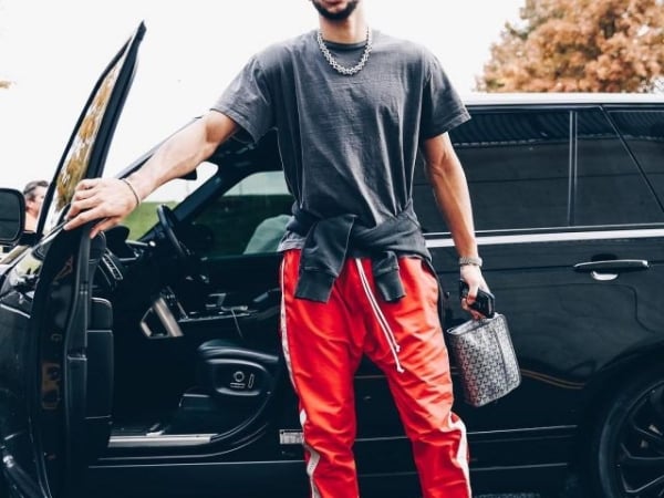 【老 J 推車】車比人還帥！細數 Ben Simmons 5 大名車收藏，原來他對「這個廠牌」情有獨鍾？