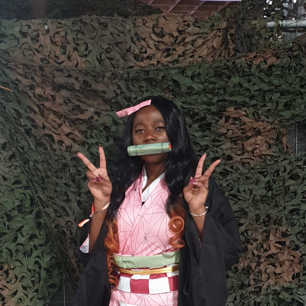 黑人少女 Cos 《鬼滅之刃》人氣角色禰豆子遭酸民嗆翻！意外湧進大批鼓勵超暖心！