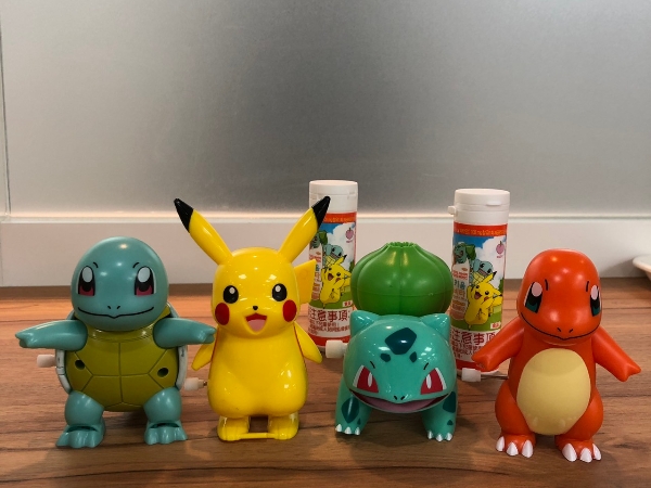 小孩子才做選擇！初代寶可夢御三家玩具＆咬線器強勢來襲，快用荷包把牠們通通收服！