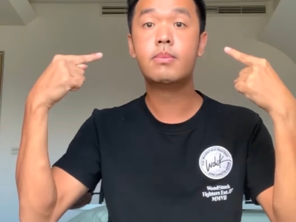 撞臉童顏相機！戽斗香蕉做「正顎手術」近況曝光　網驚：變短短的芭蕉了！