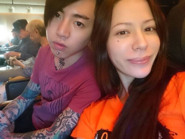 大義滅親！謝和弦二度吸毒被捕，舉報者竟是扣嫂：「這裡有人吸毒⋯」