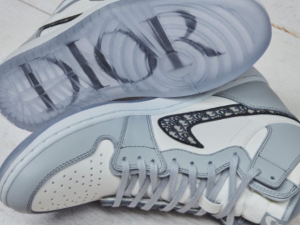 【J 頭調查局】Dior、Prada 天價精品球鞋一定好?老鞋迷「買 OG 款才是真識貨!」