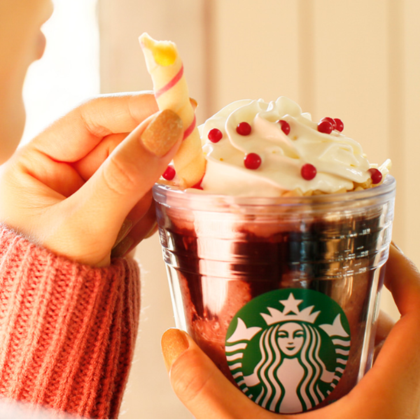 網友封史上「最難喝」的星冰樂！日本星巴克聖誕飲品上市後災情頻傳，原來是「這個」惹的禍！