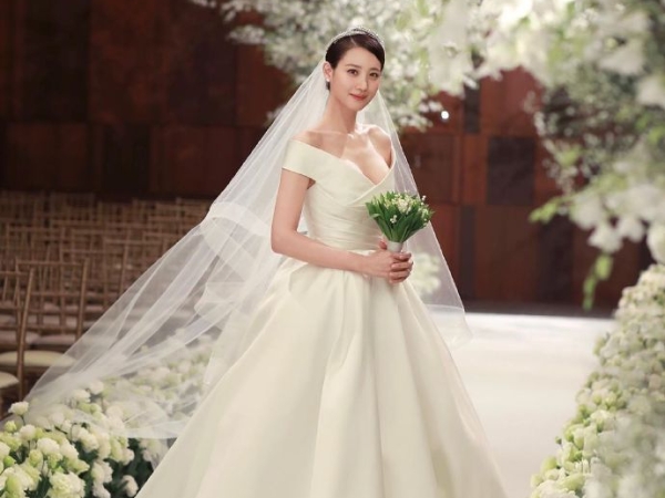 娜吉妮升格人妻！《怪獸與葛林戴華德的罪行》金秀賢結婚了，還曾演《復聯 2》趙海倫！