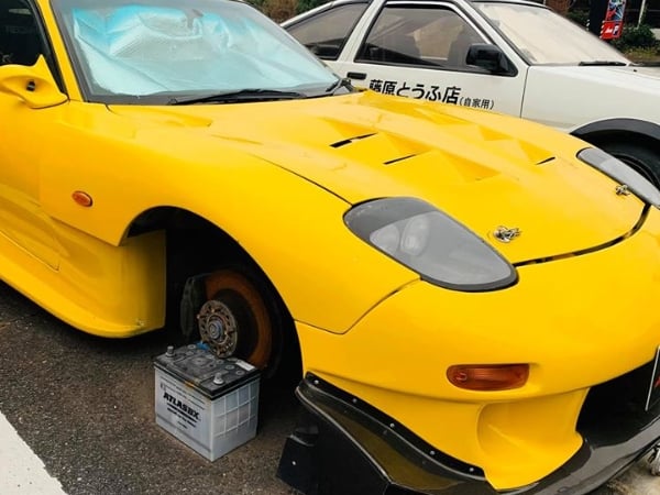 心在淌血！日本《頭文字 D》主題咖啡廳車款收藏遭破壞偷竊，車迷暴怒：一定要抓到兇手！