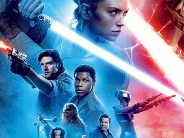 給你滿滿的光劍決鬥!最終章《STAR WARS:天行者的崛起》3 大無雷爽點,網友:光癲癇警告沒在開玩笑⋯