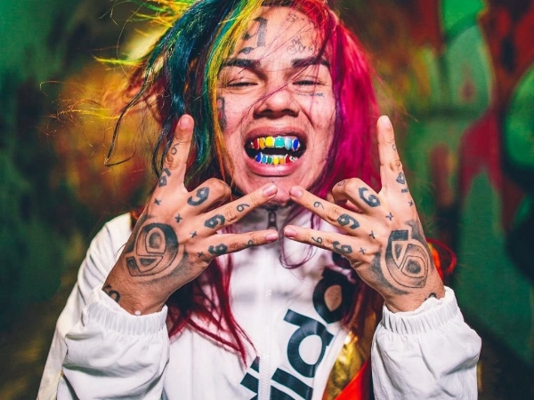 最快明年出獄！6ix9ine 最終被判「天價罰鍰」！網友：開始擔心他的安全了⋯