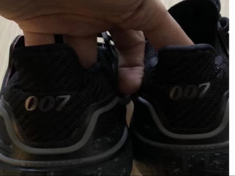 重磅合作！adidas 與《007》聯名黑魂版 Ultraboost 20，網友興奮說：「可以獲得龐德女郎嗎？」