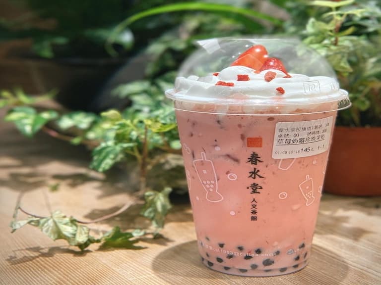 CoCo「五小福」pk 珍煮丹「暖暖燒仙草」！3 款咀嚼系飲品正夯，其中「這杯」還是超夢幻的粉紅色
