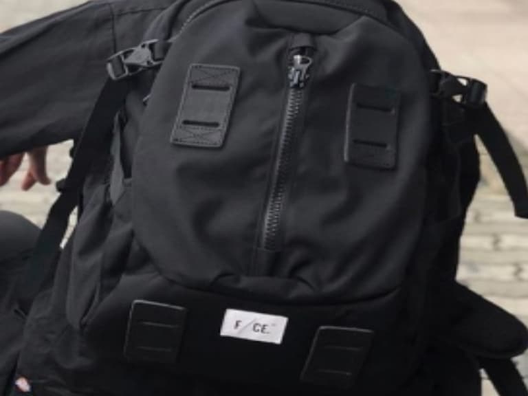 只要 VISVIM 的一半預算就能買到相同質感？！連潮流金童楊艾倫都動心的 F/CE.® 包包你該知道