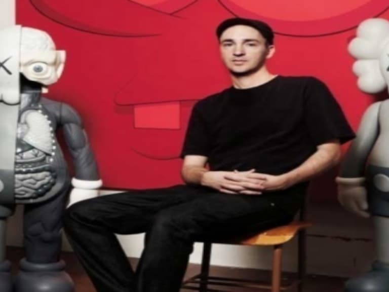 【J 頭調查局】KAWS 聯名球鞋不夠看,現在連 BMW 都可以合作!街頭藝術商業化真的有搞頭嗎?