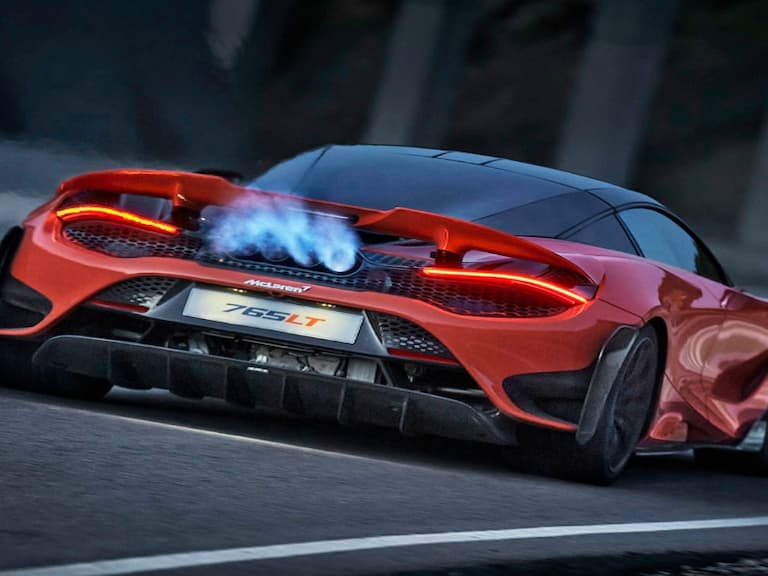 輕量化長尾巴升級版 McLaren 765LT 終於現身