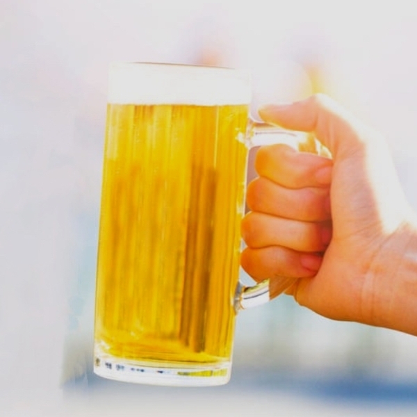 就是又苦又難喝！日本爆紅推特「不愛喝酒的真實感受」網友狂推：啤酒竟然還可以喝到變胖⋯