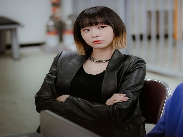 個性潮妹以瑞、氣質 OL 秀娥⋯《梨泰院》女一女二「風格大 PK」，你站誰那邊？
