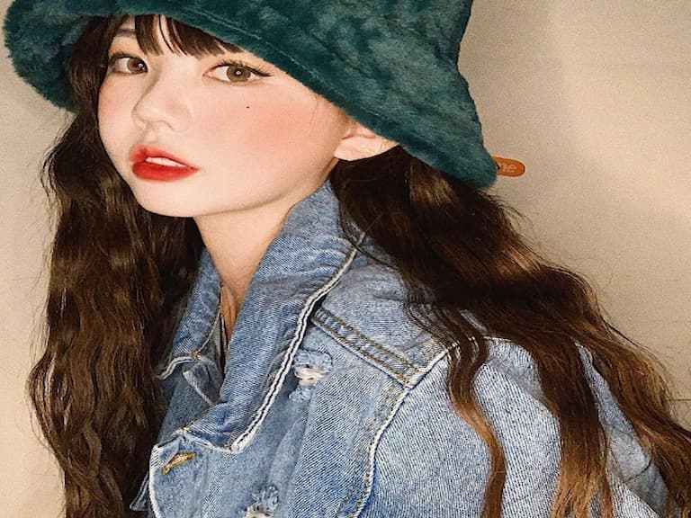 老公只有 18 歲！韓國巨乳童顏「洪瑛琦」真實年齡驚呆網友！超狂學妹臉靠「噴」來的？
