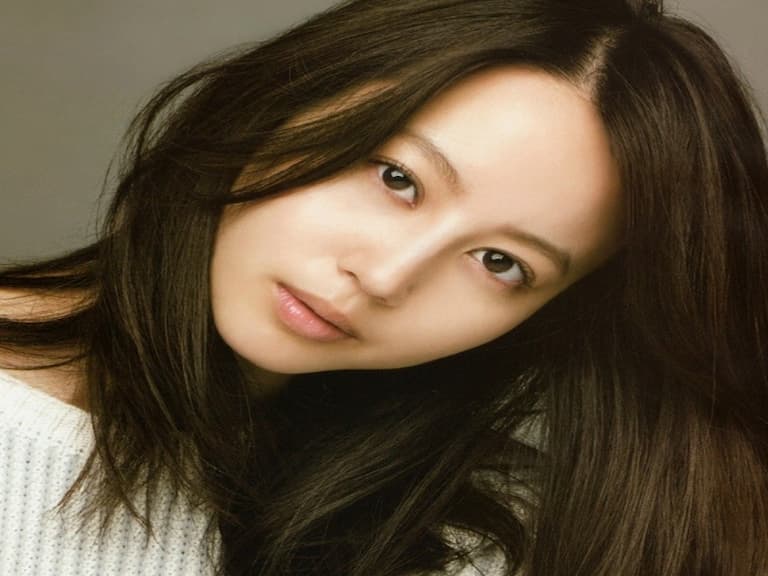 「姊姊引退之後就沒打算復出了」！堀北真希「親妹妹」進軍演藝圈首度曝光身份！