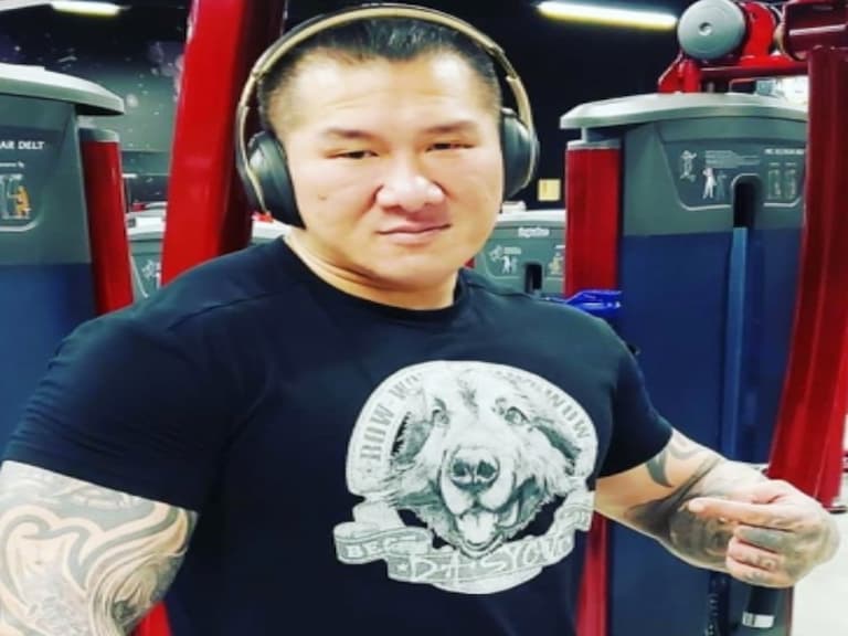 館長下面超霸氣！等法院開庭還能釋出「限量 Off-White 球鞋屌貨」，鞋迷一看全都高潮了！