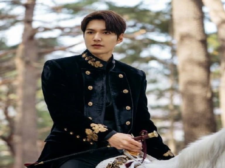 本週五開播！李敏鎬《The King：永遠的君主》首曝正式預告，大韓帝國皇帝養眼帥照這裡看～