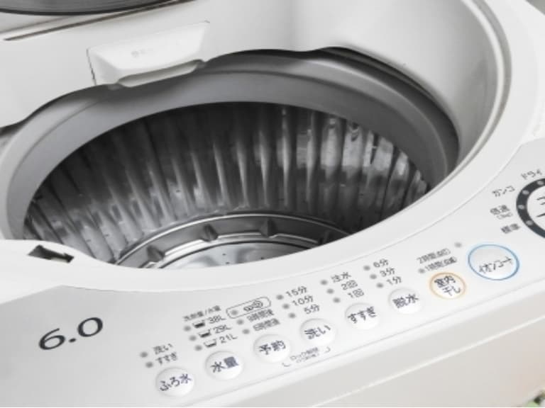 這老司機懂玩！日本網友教你如何用「一台洗衣機 + iPad」自製居家版夜店，鄉民們：旁邊看有點蠢⋯