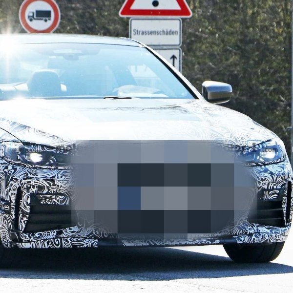 「超大鼻孔」依舊顯眼！BMW 4 系列全新諜照曝光，強化「M 套件」上身讓車迷集體高潮！